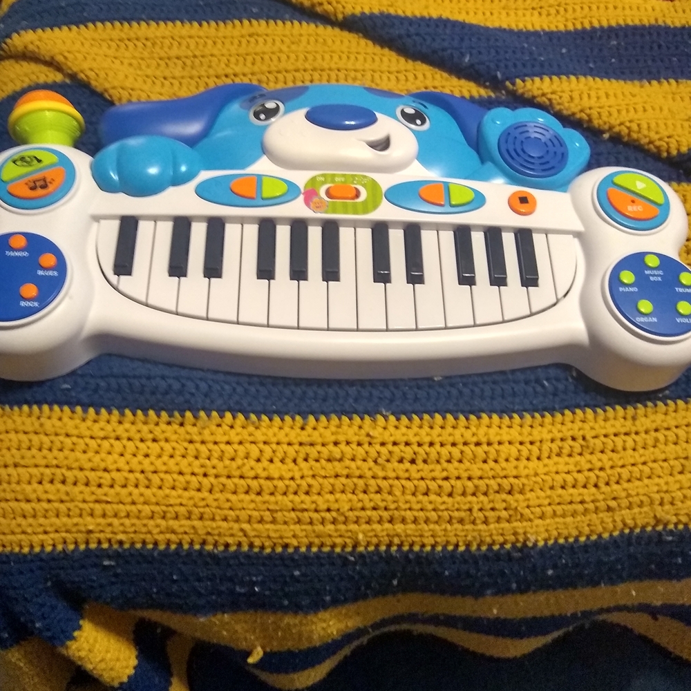 Kids Musical Keyboard Toy - Blue and White